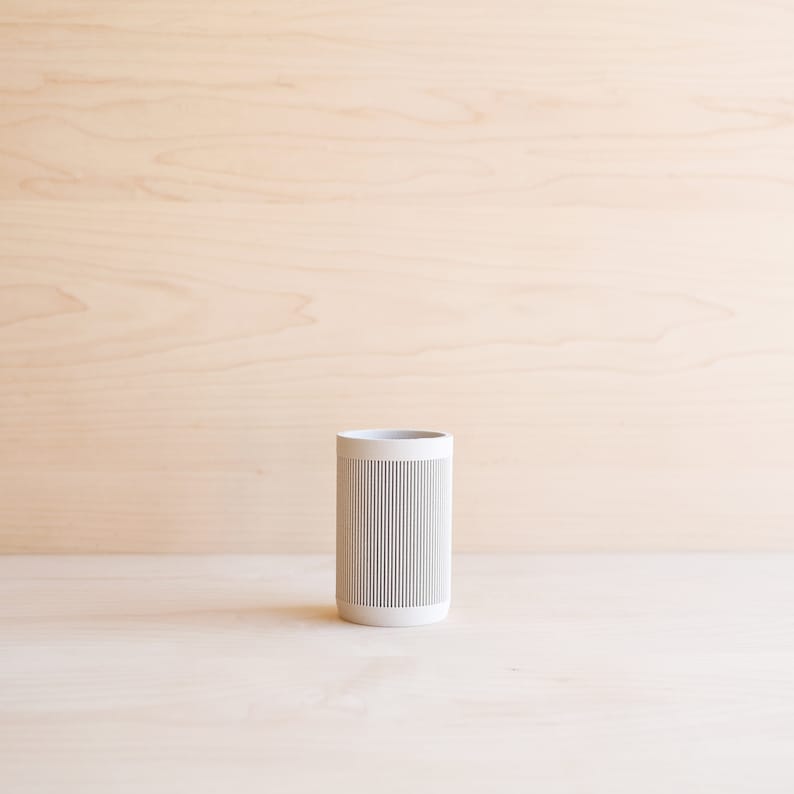 Pot à crayons et pinceaux en bois recyclé organisateur de bureau design japonais