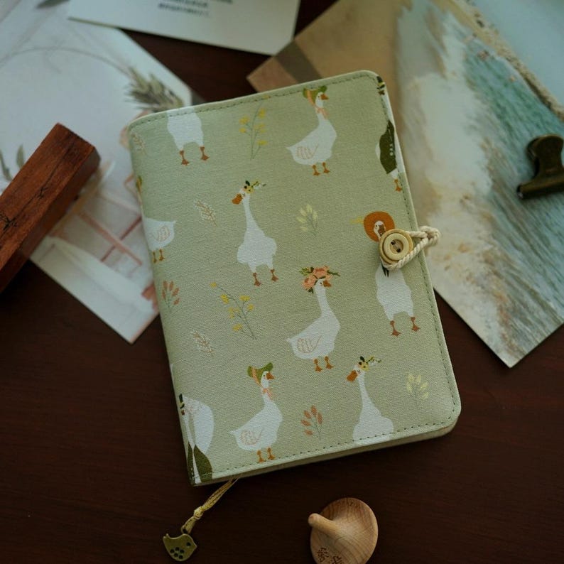 Goose Fabric Notebook Journal, A5 A6 Traveler's Notebook, Refillable Loose-Leaf, 11 Paper Styles