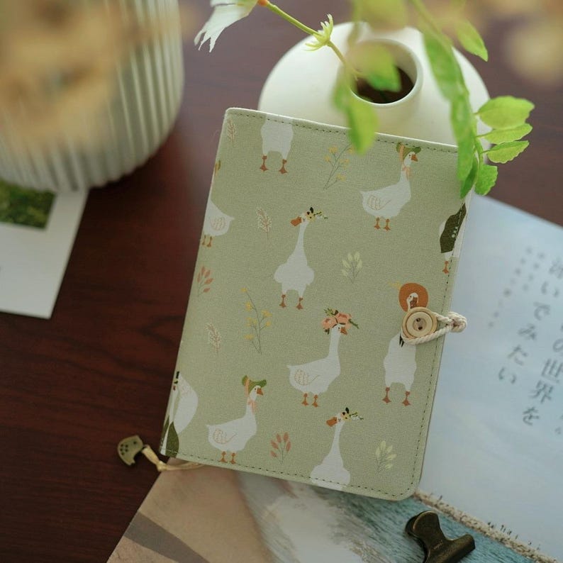 Goose Fabric Notebook Journal, A5 A6 Traveler's Notebook, Refillable Loose-Leaf, 11 Paper Styles