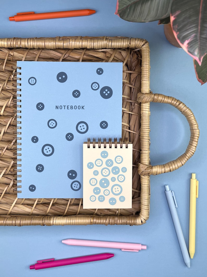 Mini carnet de notes à motif de boutons | Cahier de poche | Reliure spirale | Pages blanches 3x4 pouces