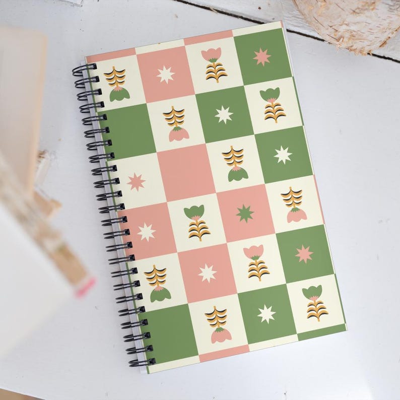 Carnet de notes rétro - Damier scandinave Tulipe vert mousse et rose mastic - 140 pages pointillés